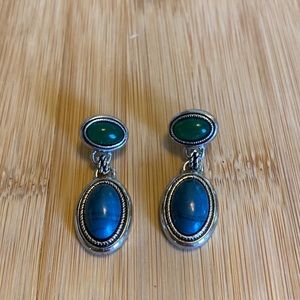 Muti stone earrings in silver setting